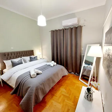 Apartment Sweet & Cozy 3' From Ilioupolis' Metro! *