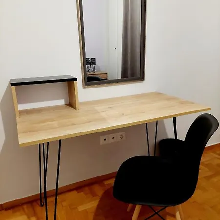 Apartment Sweet & Cozy 3' From Ilioupolis' Metro! *